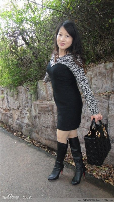 熟女咖啡馆的温馨日常，最新章节更新汇总