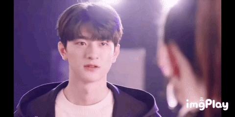 梦见与明星相遇，探寻梦境中的星光之旅