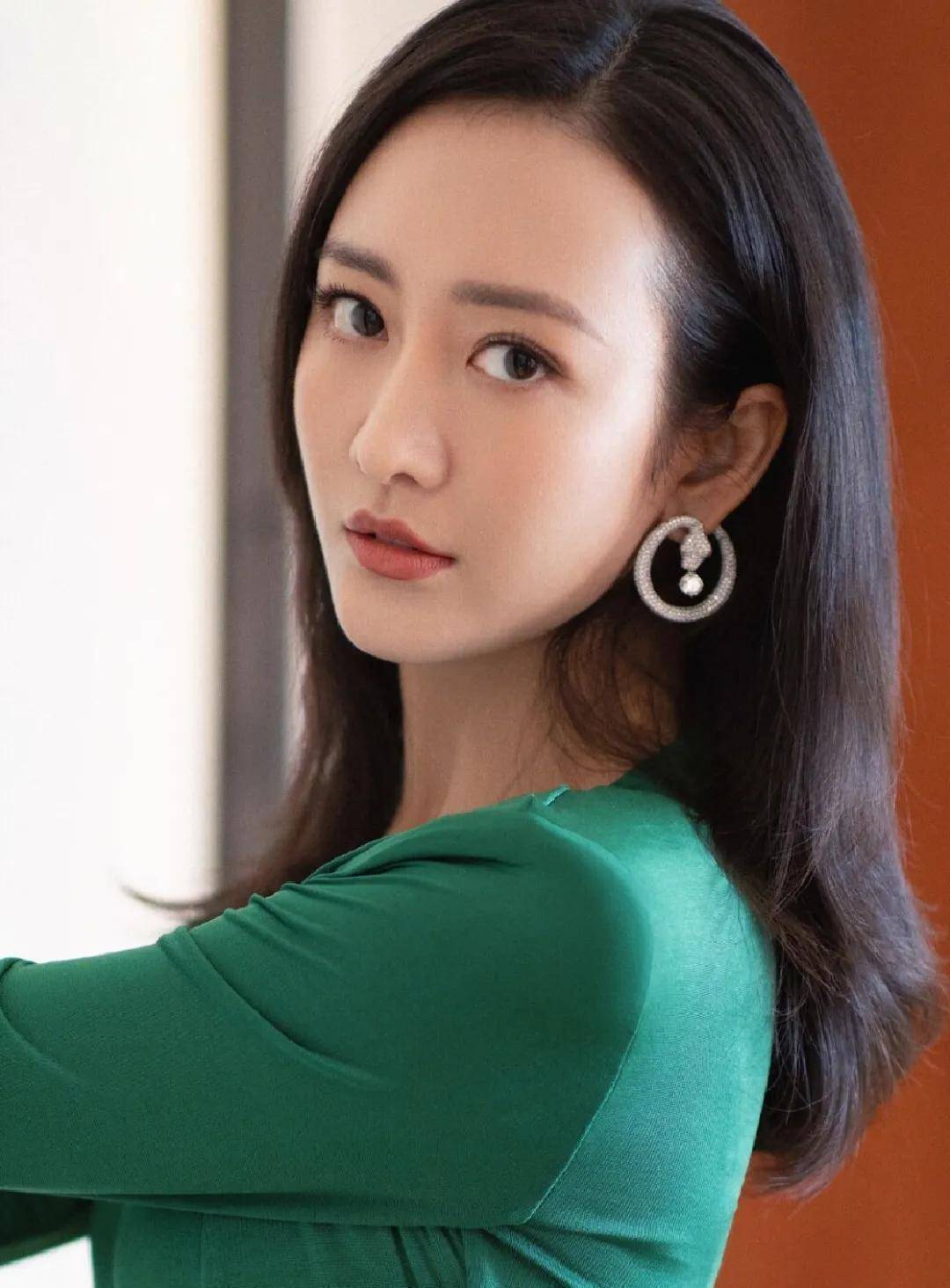 现在女明星的魅力与影响力，多维解读下的璀璨之光